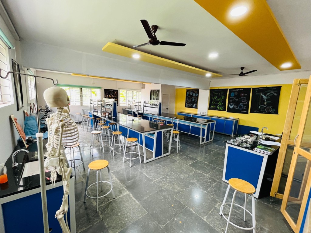 Biology laboratory at TACS